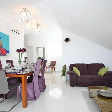 Il Giardino Apartment *